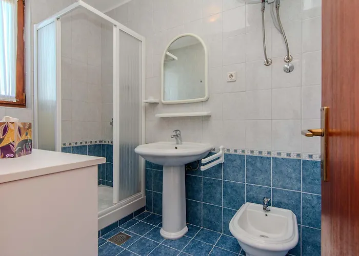 公寓 Family Friendly Seaside Privlaka, Zadar - 24008
