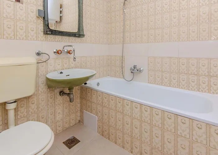 Family Friendly Seaside Privlaka, Zadar - 24008 * 프리블라카