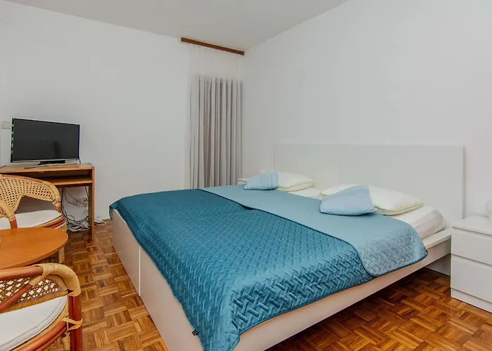 公寓 Family Friendly Seaside Privlaka, Zadar - 24008 普利拉卡