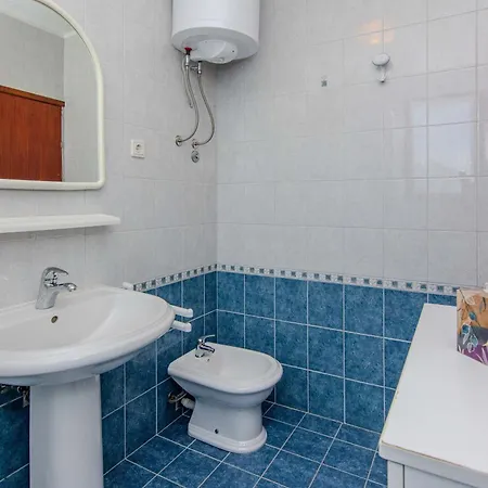 Family Friendly Seaside Privlaka, Zadar - 24008 Apartmán