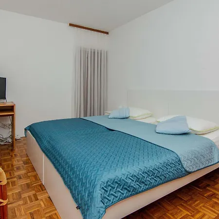 Apartmán Family Friendly Seaside Privlaka, Zadar - 24008 Privlaka (Zadar)